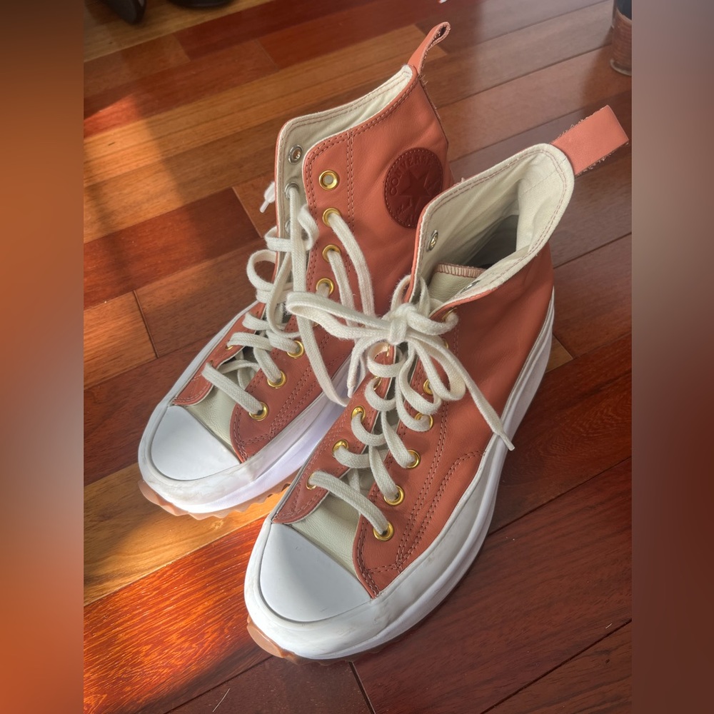 Converse Custom Run Star Hike Platform Leather M 8 W 9.5.  In great shape.